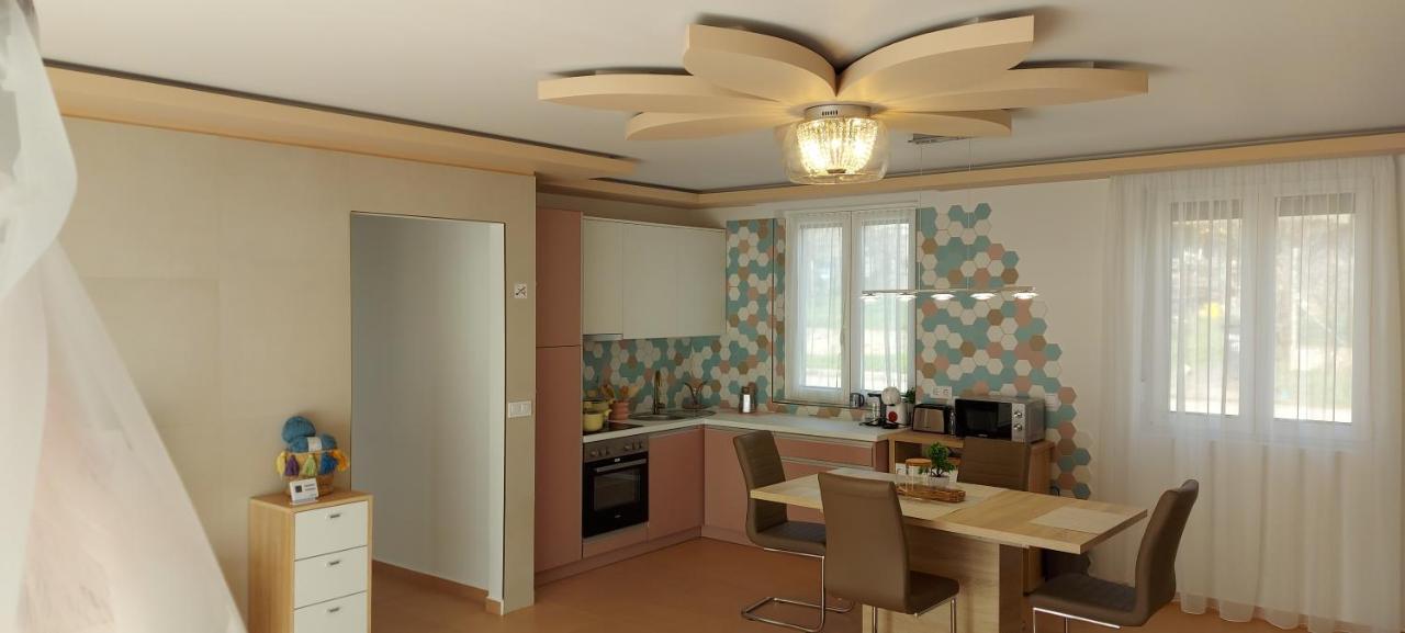 Roze Blue Design Apartments Csopak Dış mekan fotoğraf