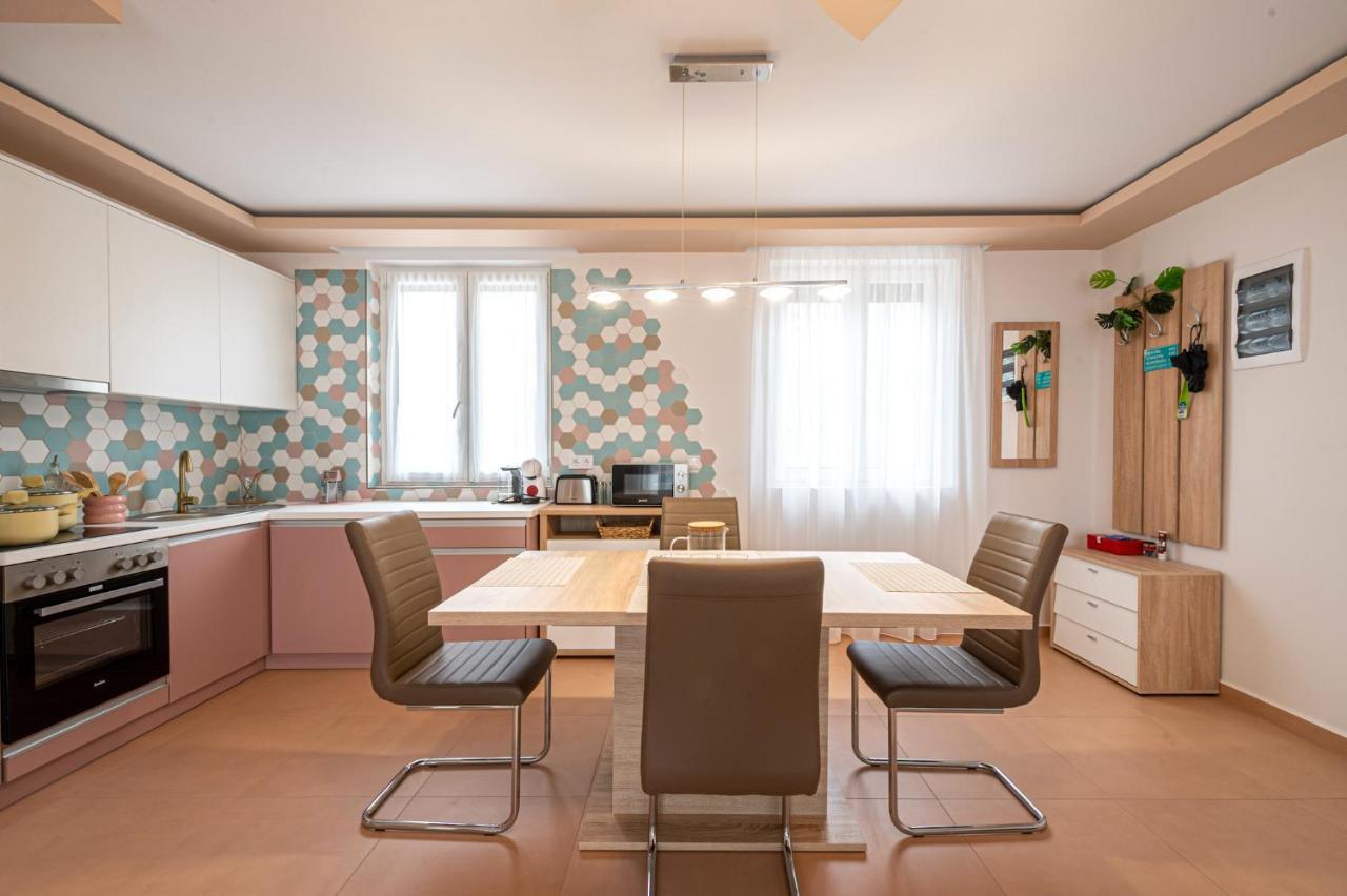 Roze Blue Design Apartments Csopak Dış mekan fotoğraf