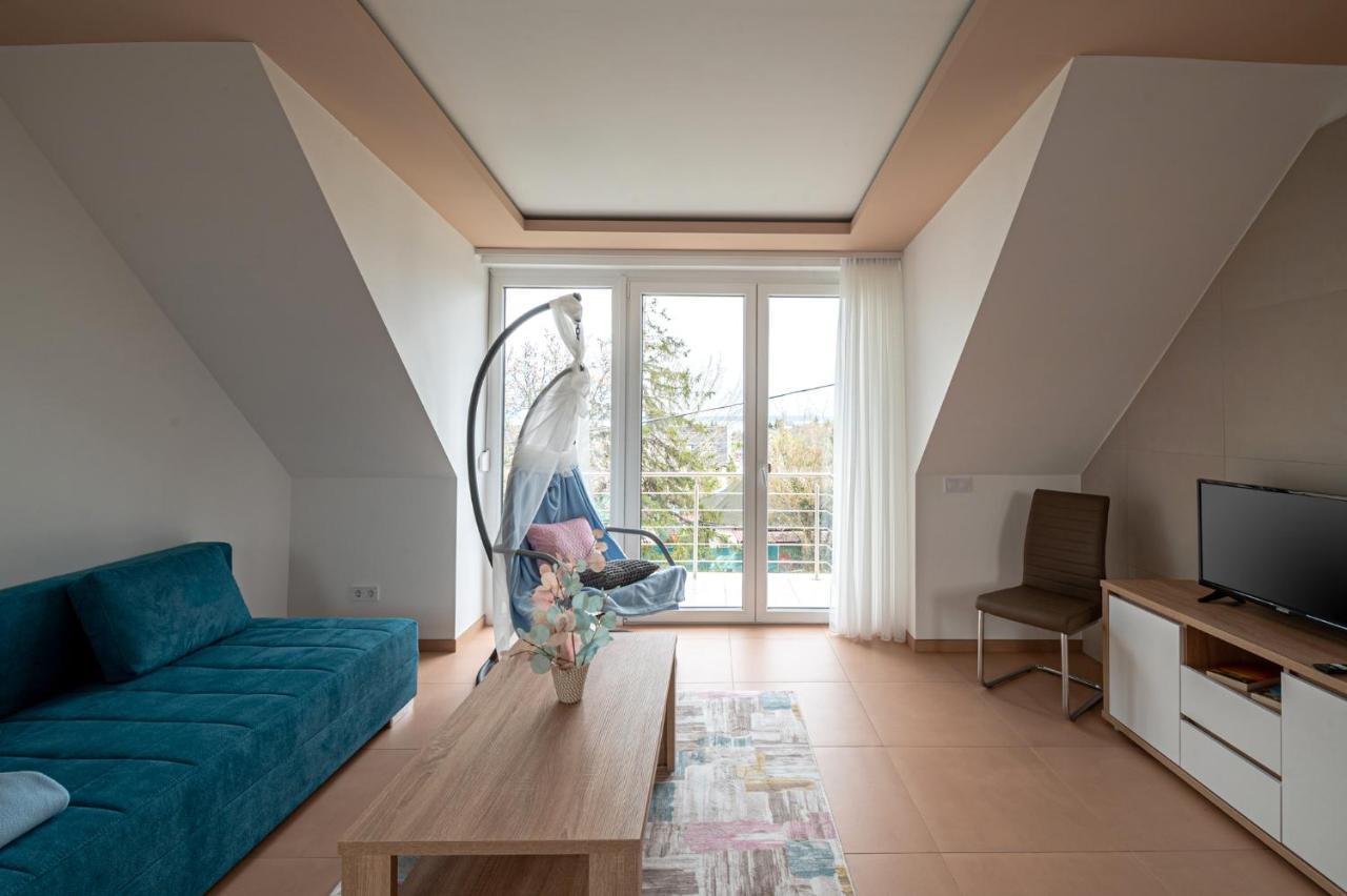 Roze Blue Design Apartments Csopak Dış mekan fotoğraf