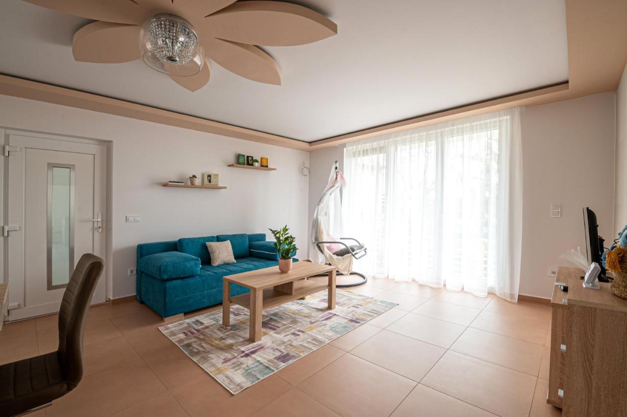 Roze Blue Design Apartments Csopak Dış mekan fotoğraf