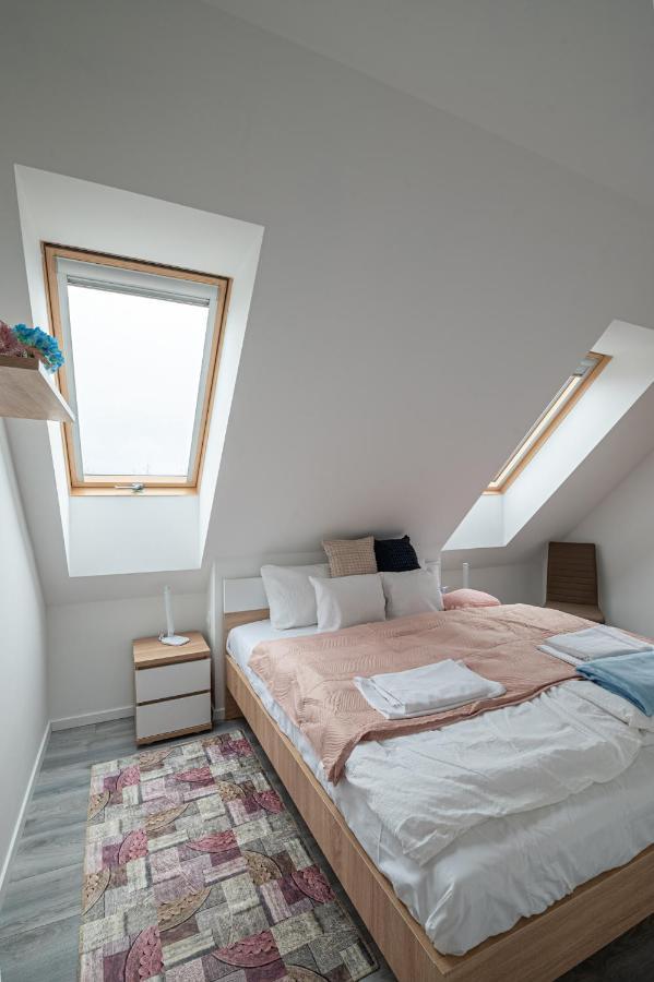 Roze Blue Design Apartments Csopak Dış mekan fotoğraf